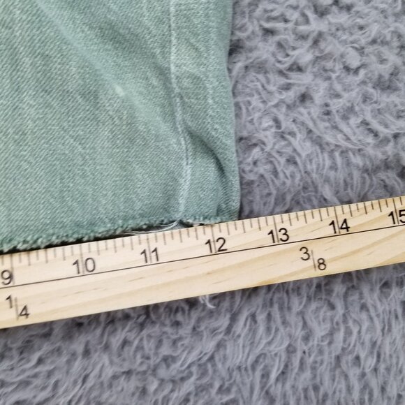 Levis Shorts Mens 42 Green Frayed Hem Live Oak Cone Denim Button Fly *Read* - Picture 9 of 16
